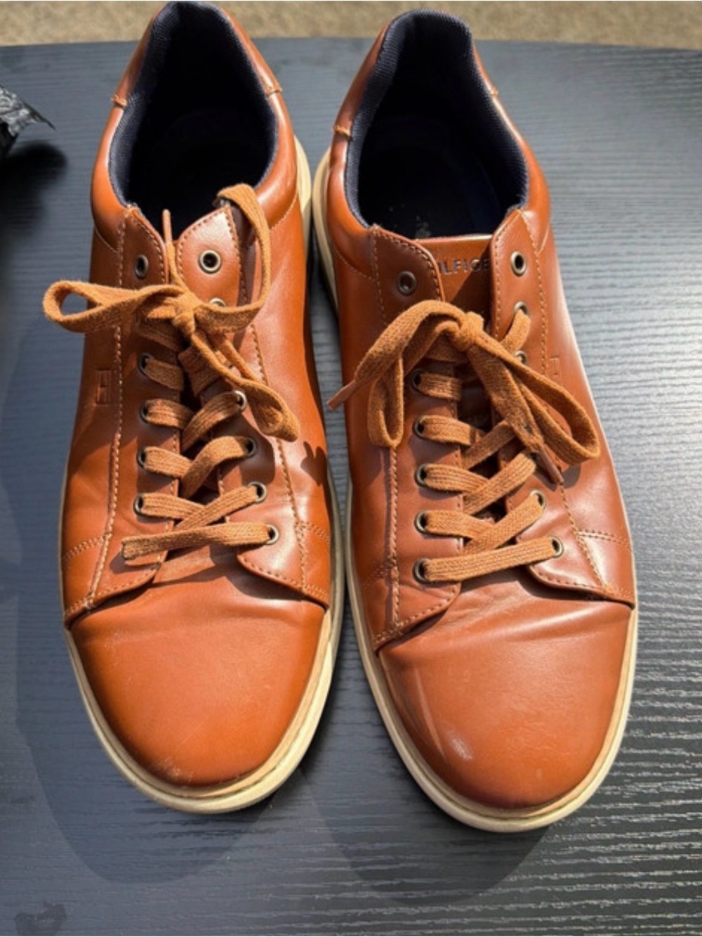 Tommy Hilfiger Men’s Cognac Leather Low-Top Sneakers